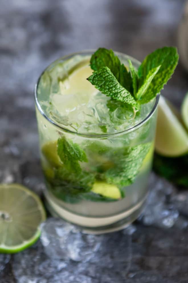 Mojito mocktail in a clear glass.