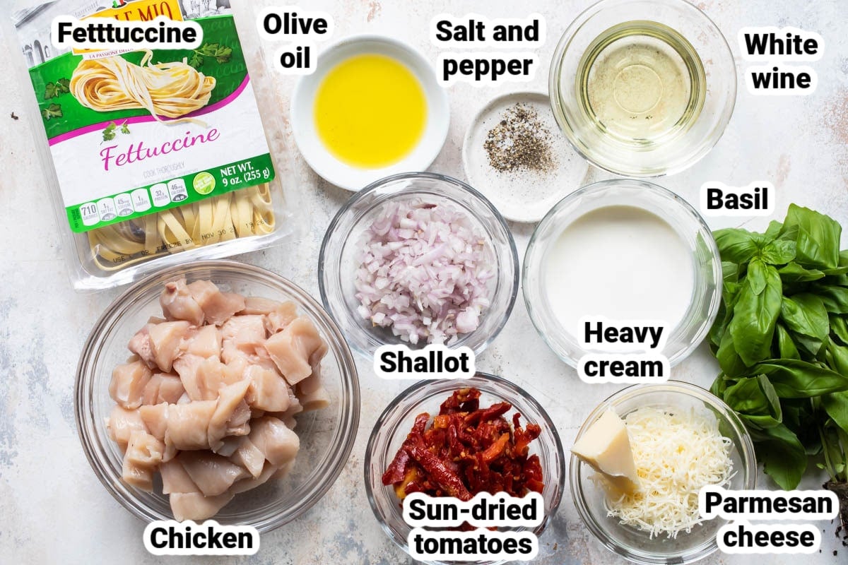 Labeled ingredients for creamy chicken pasta.