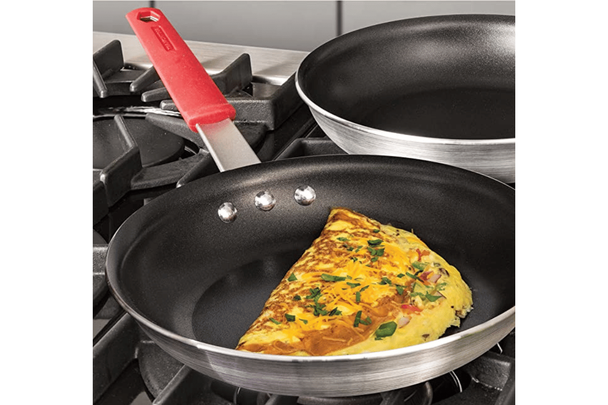 Best cooking gifts: Skillet