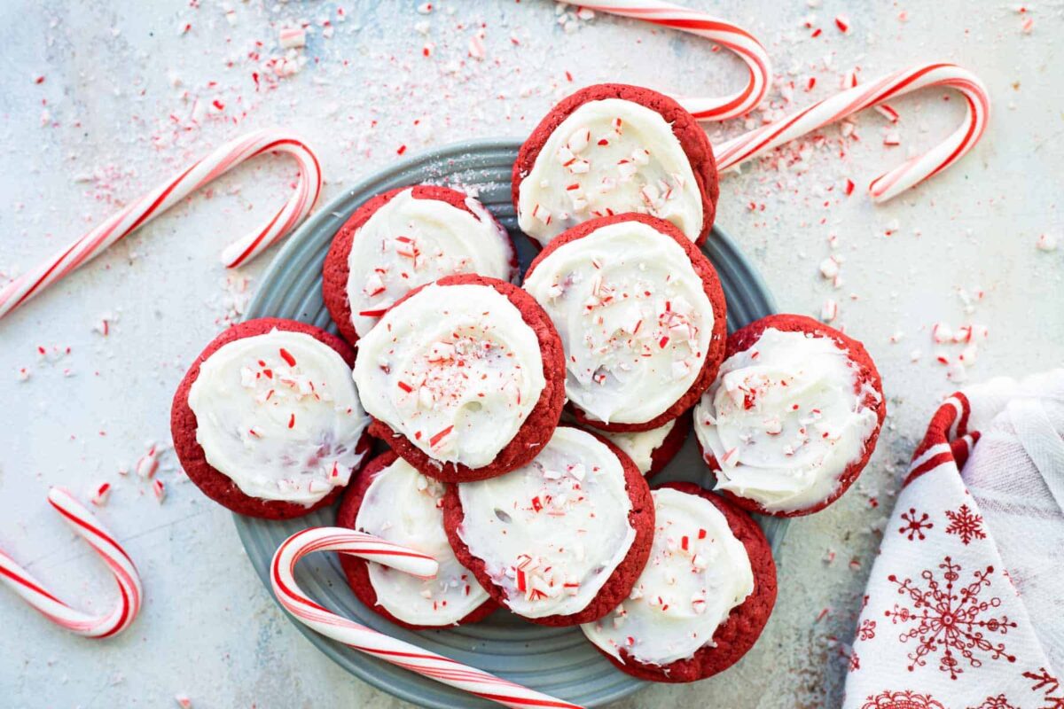 A plate with peppermint cookies on top.