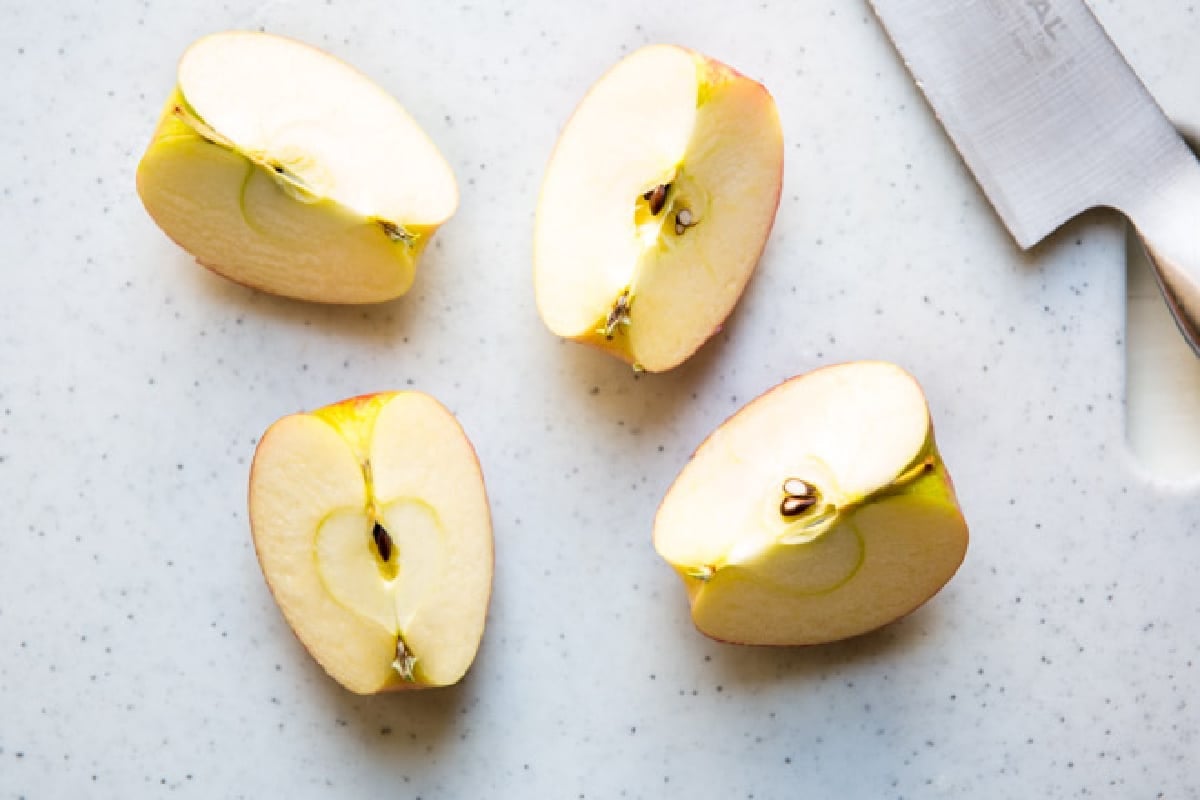How to Cut an Apple - Chefjar