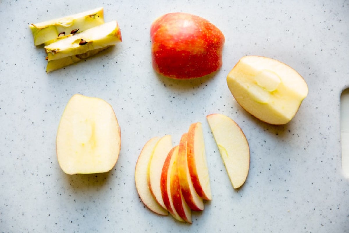 How to Cut an Apple - FeelGoodFoodie