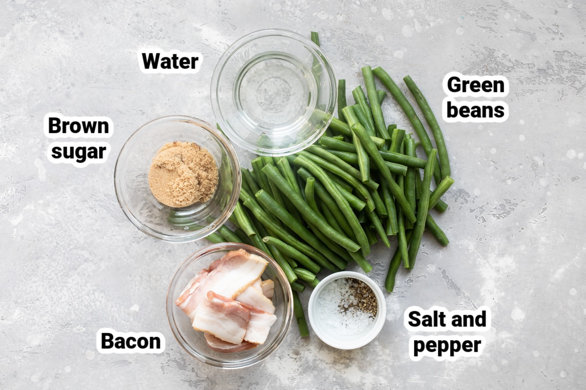 Ingredients labeled for green beans and bacon.