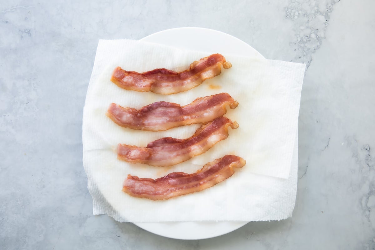 https://www.culinaryhill.com/wp-content/uploads/2023/11/How-to-Fry-Bacon-Culinary-Hill-LR-11.jpg