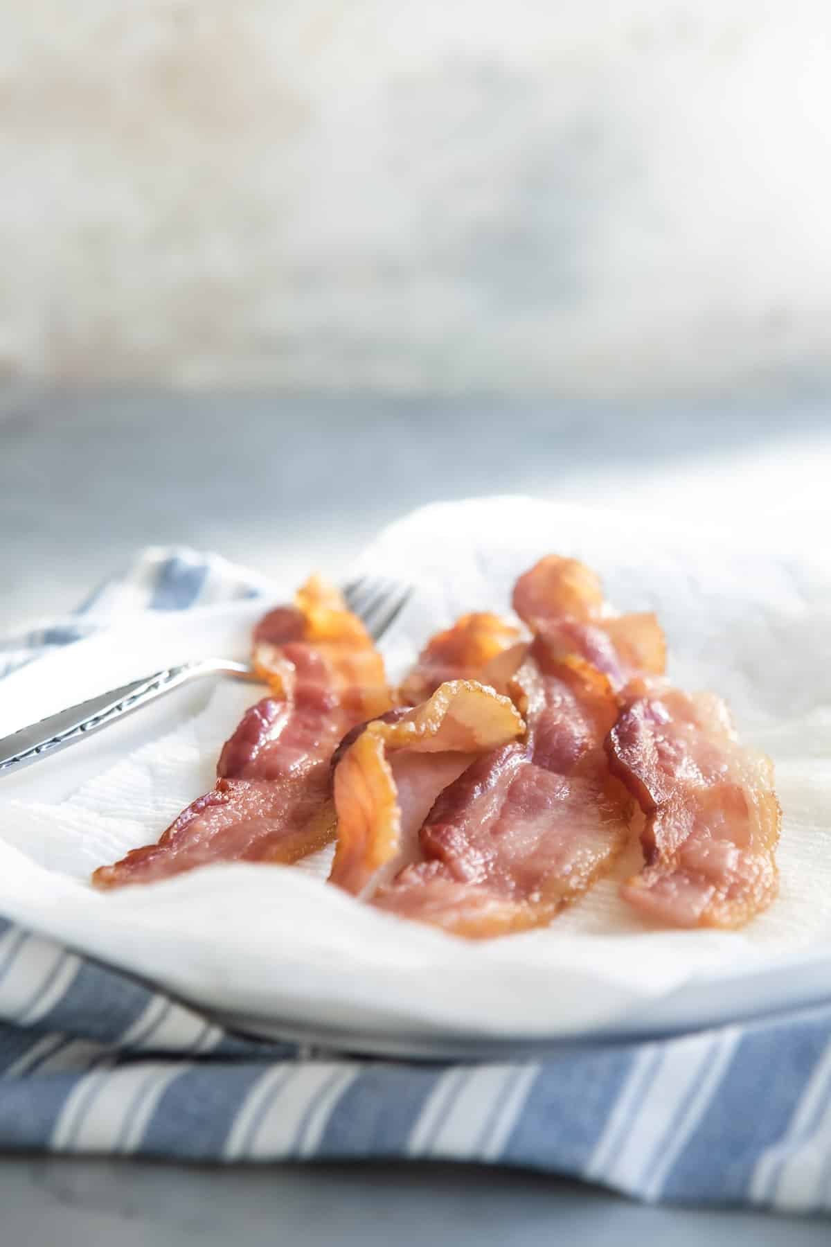 How to Cook Crispy Bacon, Oven Baked and Less Oil