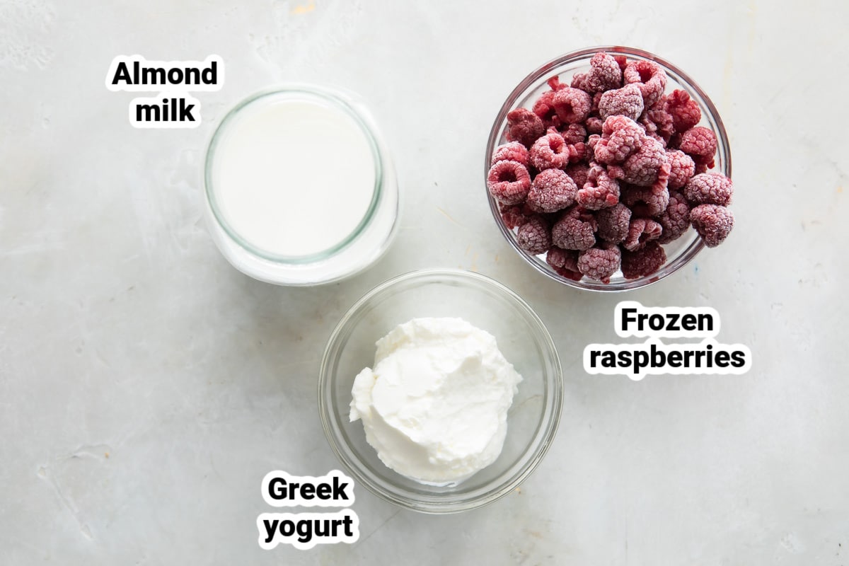 Labeled ingredients for raspberry smoothies.